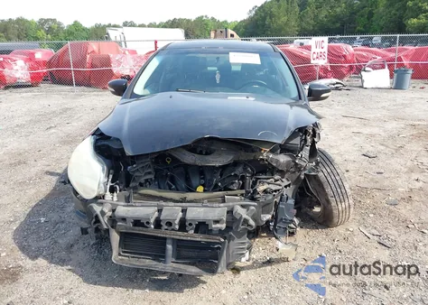 2014 Ford Focus Se from USA, damaged, VIN 1FADP3F22EL102788